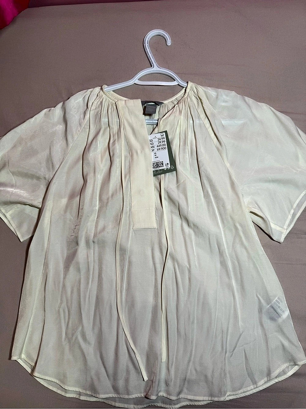 H&M Short Sleeve Blouse in Cream Size XS - Brand New
